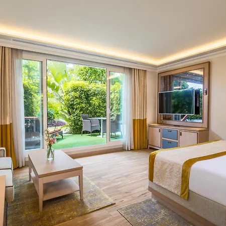 Hotel Barcelo Hills 5*