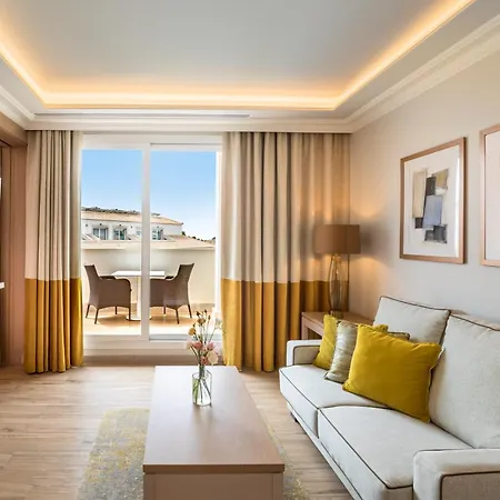 Barcelo Hills מלון 5*