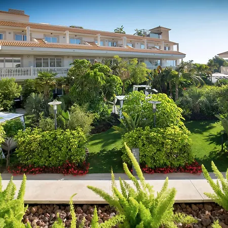 Barcelo Hills Hotel