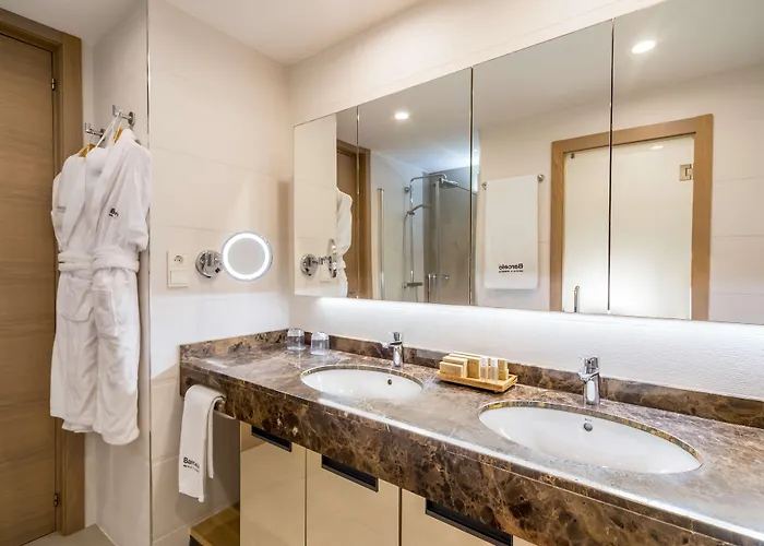 Hotel Barcelo Hills 5*