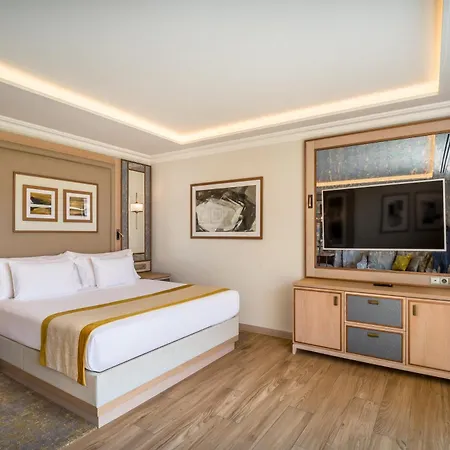 Hotel Barcelo Hills 5*